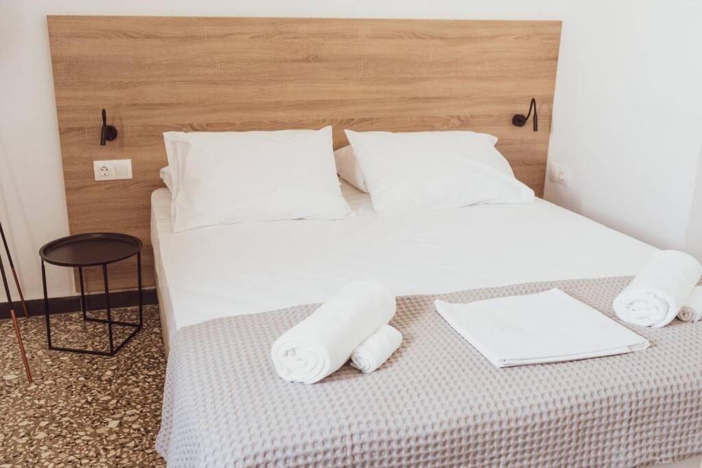 Sunny Downtown Appartment A/C Wifi C1 Heraklion  ภายนอก รูปภาพ