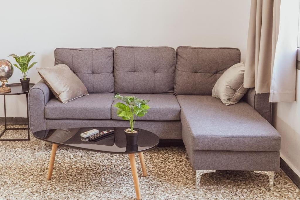 Sunny Downtown Appartment A/C Wifi C1 Heraklion  ภายนอก รูปภาพ